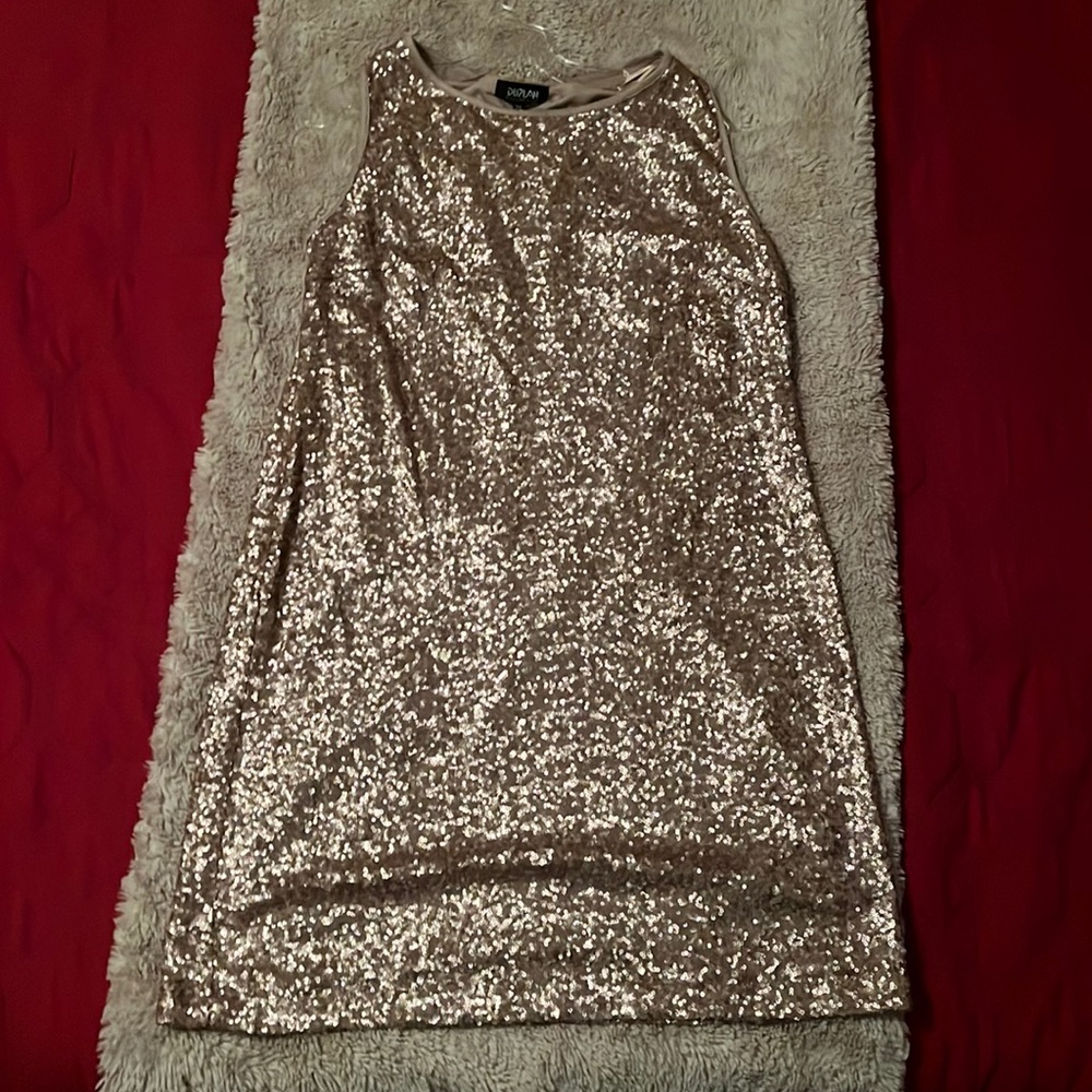 Dress, sleeveless